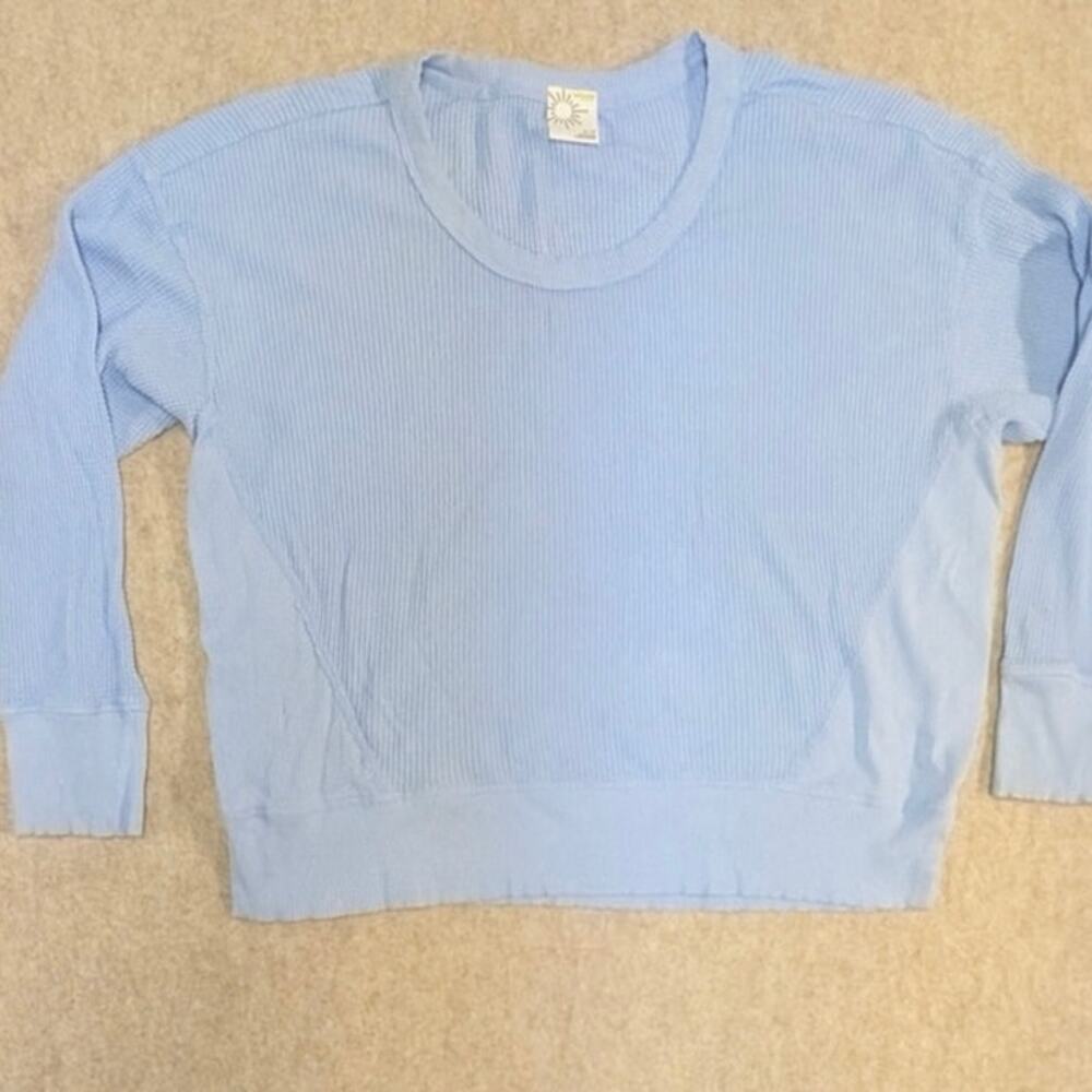 Aerie long sleeve bundle size m - Picture 4 of 4